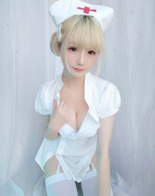 闪婚后,楚助理每天带薪恋爱-剧情片超清在线观看