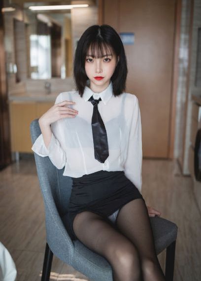 进入盛夏之门-高清不卡在线视频观看