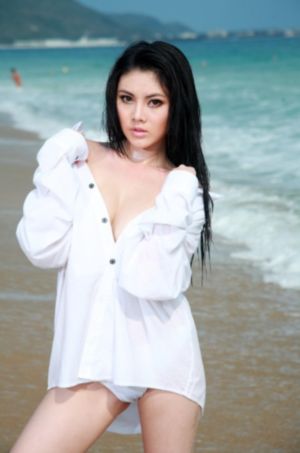 闪婚后,发现神秘老公是上司-热映日韩电影在线